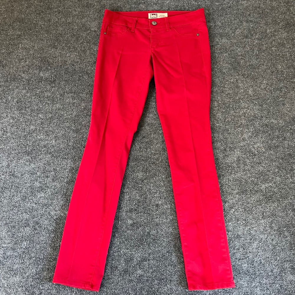 LEI Ashley Lowrise Skinny Red Pants Size 5 Regular Slim Fit Trousers
